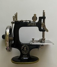 Ancienne machine à coudre SINGER - Jouets pour enfants - Début XXème