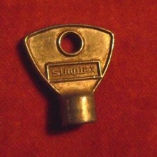 Clef carré environ 5 mm section SIMPLEX Pour jouet mécanisme Dérailleurs auto ??