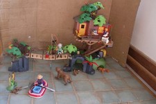 Cabane dans les arbres Playmobil 5557 et autres ...