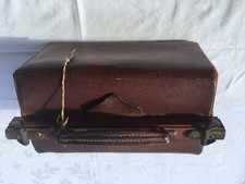 Mallette ancienne de medecin debut 19e