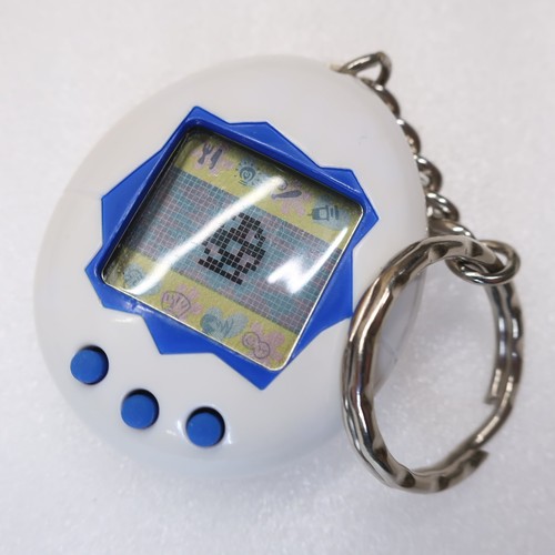 Tamagotchi original white - v1,