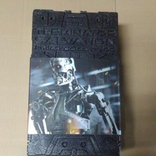 Hot Toys Terminator 4 Salvation MMS94 Endoskeleton T-700 1/6 Figurine chef-d'...