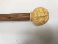 Rare et belle canne ancienne de collection avec pommeau Skull  très bon état 