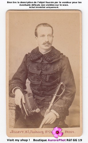 Militaire pelisse à - en,