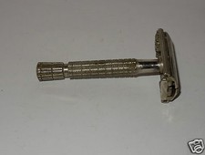 RASOIR MECANIQUE GILLETTE