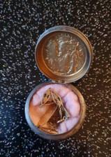 ancienne boite  religieuse en argent avec gourmette de baptême