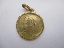 ANCIENNE MÉDAILLE RELIGIEUSE SAINTE? VIERGE MARIE?