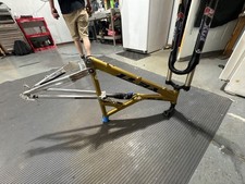 Yeti 575 racing bicycle sb 140