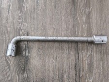 Clé à pipe facom No 72 de 21