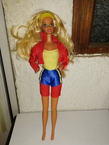 Ancienne poupée barbie - ancienne,