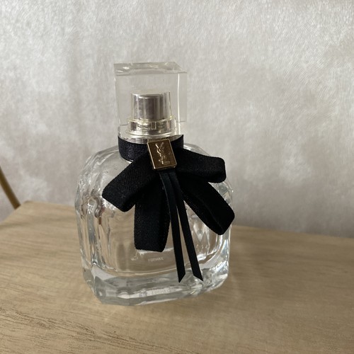 Flacon parfum vide mon - de,