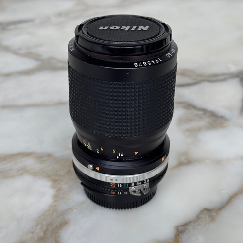 Objectif nikon zoom nikkor - nikon,