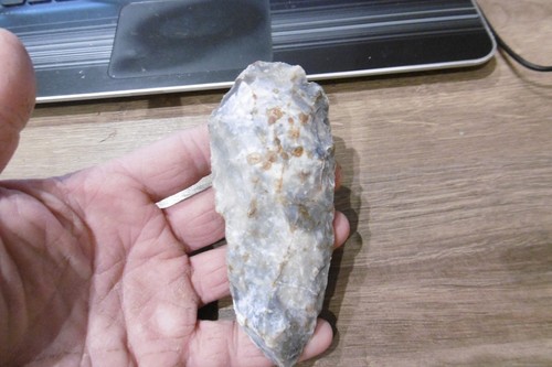 Ancien hache silex taillé - silex,