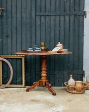 Alfred, le guéridon en bois