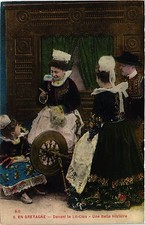 CPA Devant le Lit-Clos - Une Belle Histoire (384156)