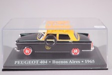 LE5883 IXO ALTAYA 1/43 Voiture Peugeot 404 Buenos Aires 1965 Taxis Monde 14 noir