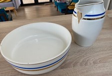 broc et bassin vintage moulin