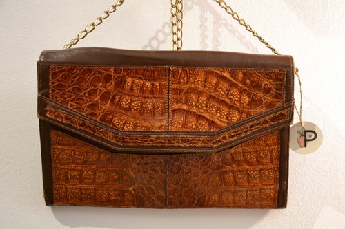 Sac main pochette - à,