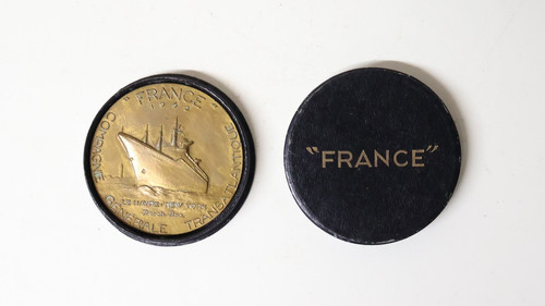 Ancienne médaille paquebot - ancienne,