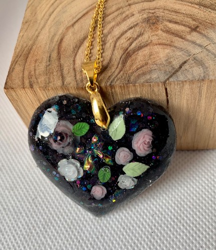 Collier avec pendentif - collier,