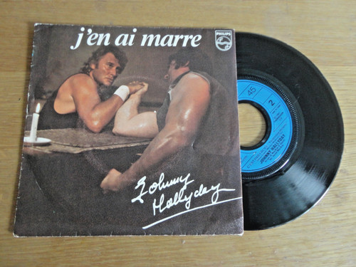 Trs johnny hallyday - 45,