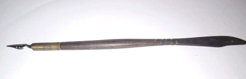 Ancien porte plume - en, bois
