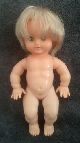 Ancienne petite poupée poupon - petite,