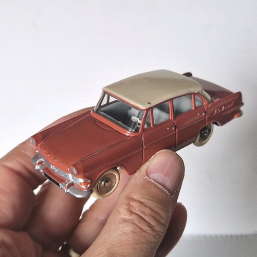 Dinky france véritable - france,