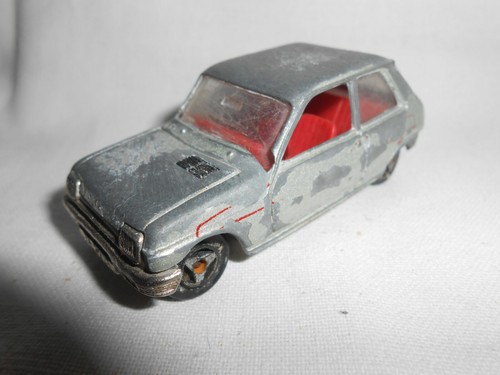 Renault 257 majorette - n°257,