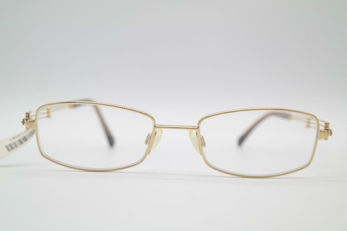 Vintage charmant 2006 - vintage, titan