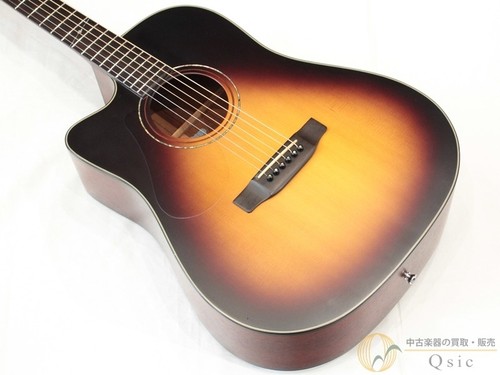 Guitare acoustique artisanale