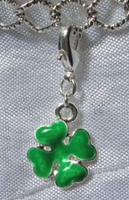 1 CHARM TREFLE 4 FEUILLE VERT