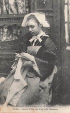 CP COIFFES BRETONNES PAYS DE VANNES - TRICOT - TACHEE - 64263