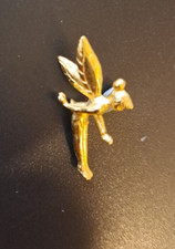 Insigne épingle fée en