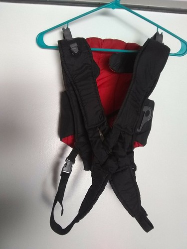 Pre owned evenflo baby carrier - baby,