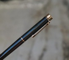 STYLO PLUME SHEAFFER TARGA