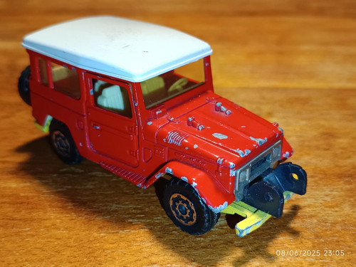 Majorette toyota land - 1/36,