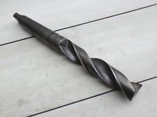 1 forêt à métaux diamètre 33mm fond plat cône morse 4 HSS    (n47)