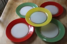 Ensemble de 5 assiettes plates