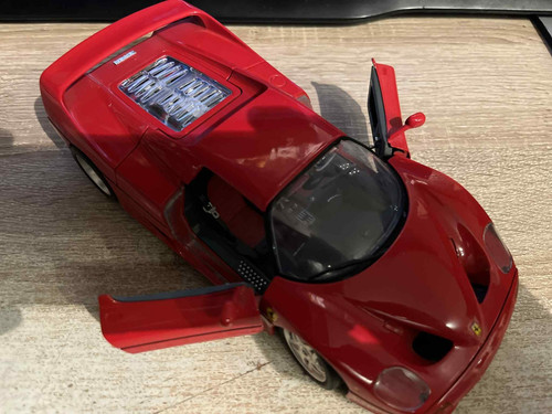 Voiture miniature ferrari - miniature, 1/18