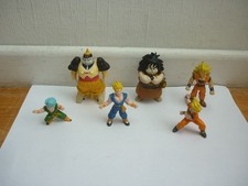 Lot 6 personnages , 6