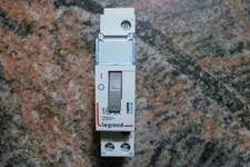 TELERUPTEUR 16A 220V