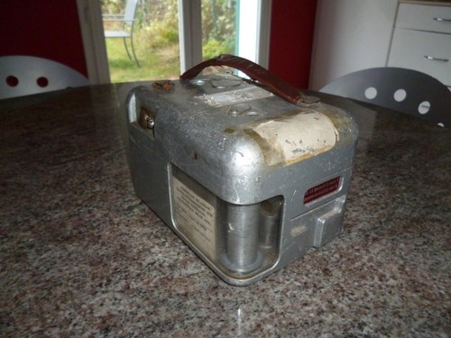 Ancien constateur metal - ancien,
