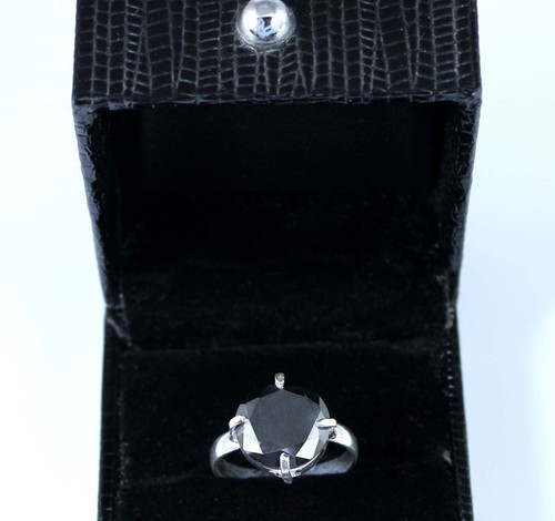 Noir diamant rond - noir, solitaire
