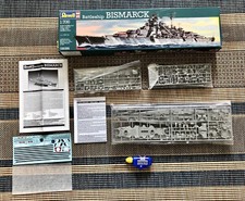 700 revell battleship - 1:700,