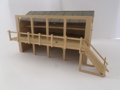 Maquette jouef hangar - ho,