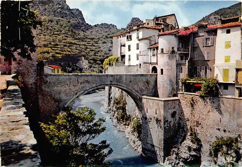 04-ENTREVAUX-N�T201-B/0251