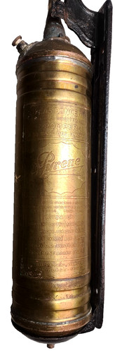 Ancien extincteur pyrene - ancien,