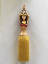 Hula Girl Hawaiian Duster Yellow . Balai Danseuse Hawaïenne Vintage
