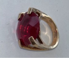 MAGNIFIQUE RARE BAGUE PLAQUÉE OR SIGNÉE Pianegonda PIERRE ROUGE